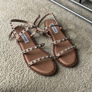 NWOT Steve Madden Sandals